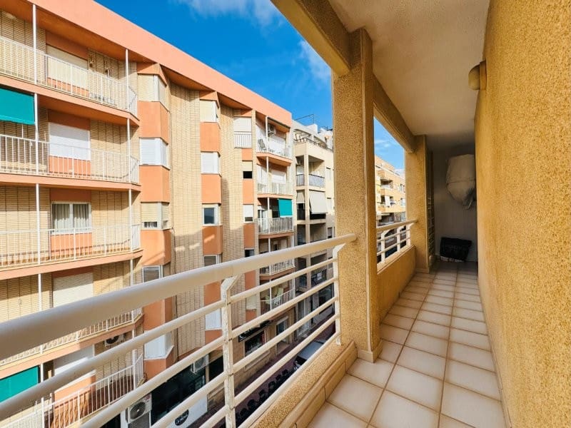 4 slaapkamer Appartement te koop in La Mata met garage - € 340.000 (Ref: 9236263)