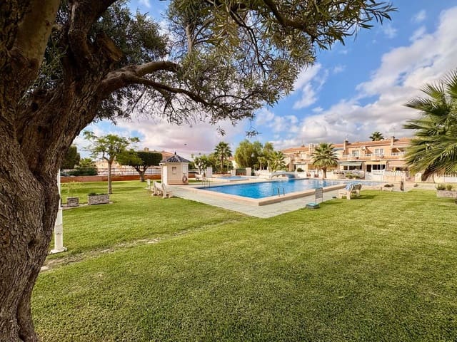 3 makuuhuone Bungalow myytävänä paikassa Ciudad Quesada, Rojales mukana uima-altaan 
autotalli - 249 000 € (Ref: 9242993)