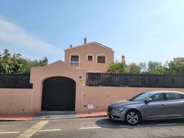 4 sypialnia Willa na sprzedaż w Cabo Cervera, Torrevieja z basenem garażem - 1 000 000 € (Ref: 9251947)