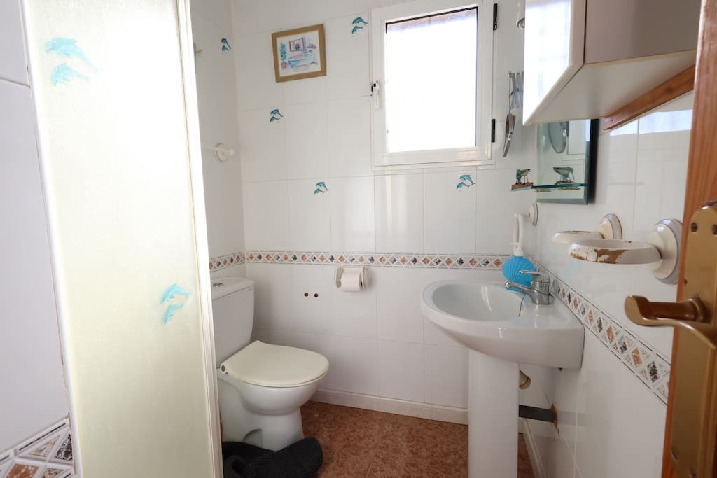 3 soveværelse Villa til salg i Punta Prima med swimmingpool - € 295.000 (Ref: 9285536)