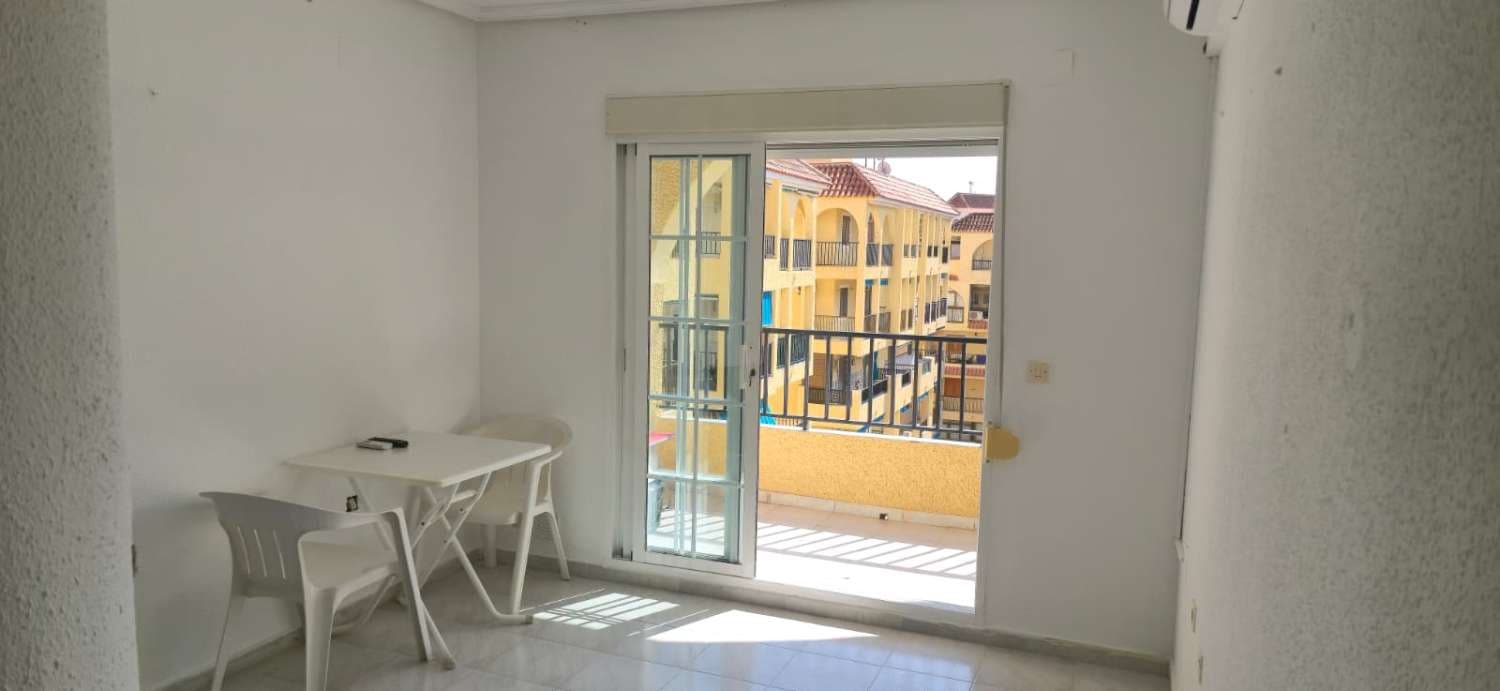 Penthouse na sprzedaż w La Mata z basenem - 92 969 € (Ref: 9310587)