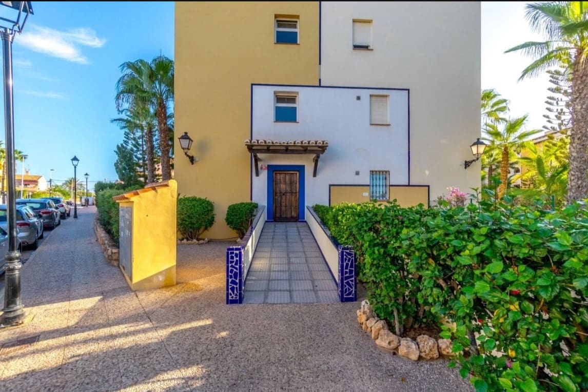 3 soverom Leilighet til salgs i Torrevieja med garasje - € 349 000 (Ref: 9326113)