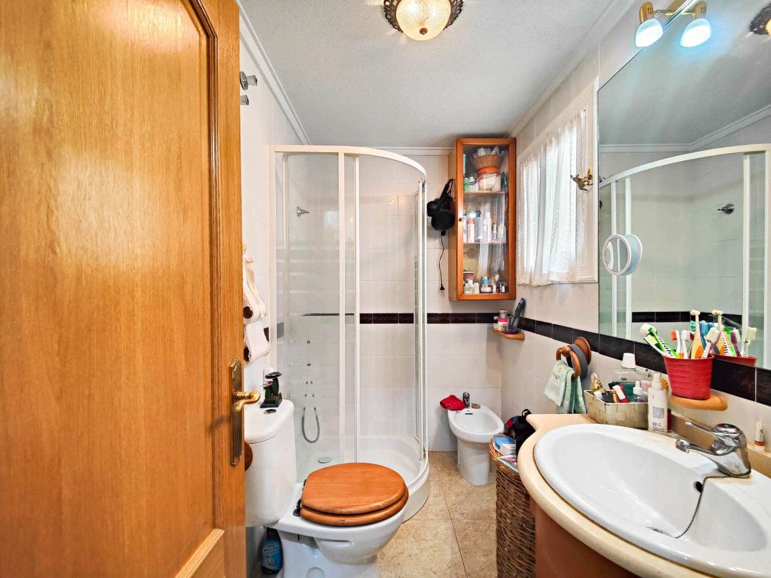 3 sypialnia Penthouse na sprzedaż w Torrevieja z garażem - 230 000 € (Ref: 9330273)