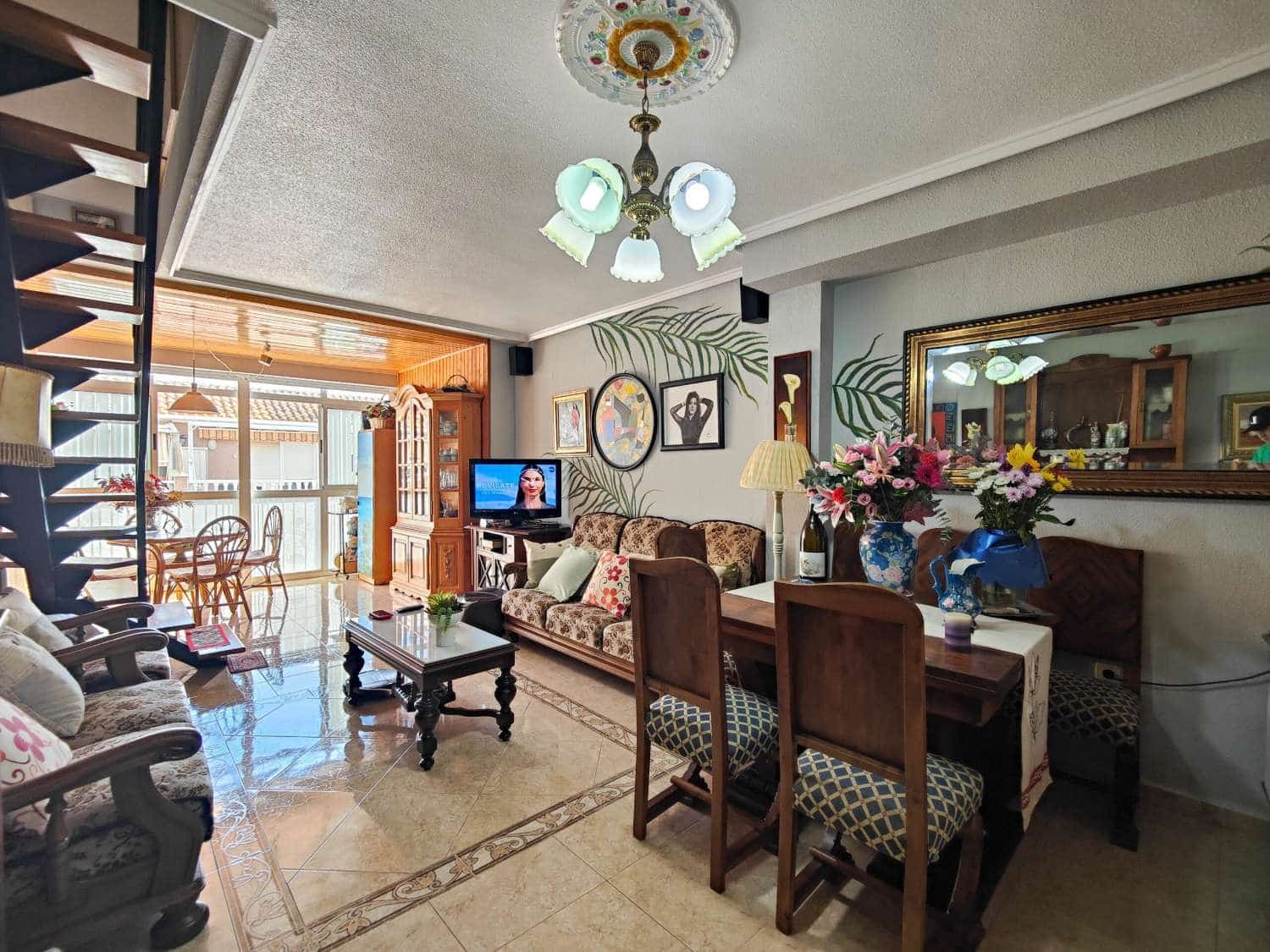 3 sypialnia Penthouse na sprzedaż w Torrevieja z garażem - 230 000 € (Ref: 9330273)