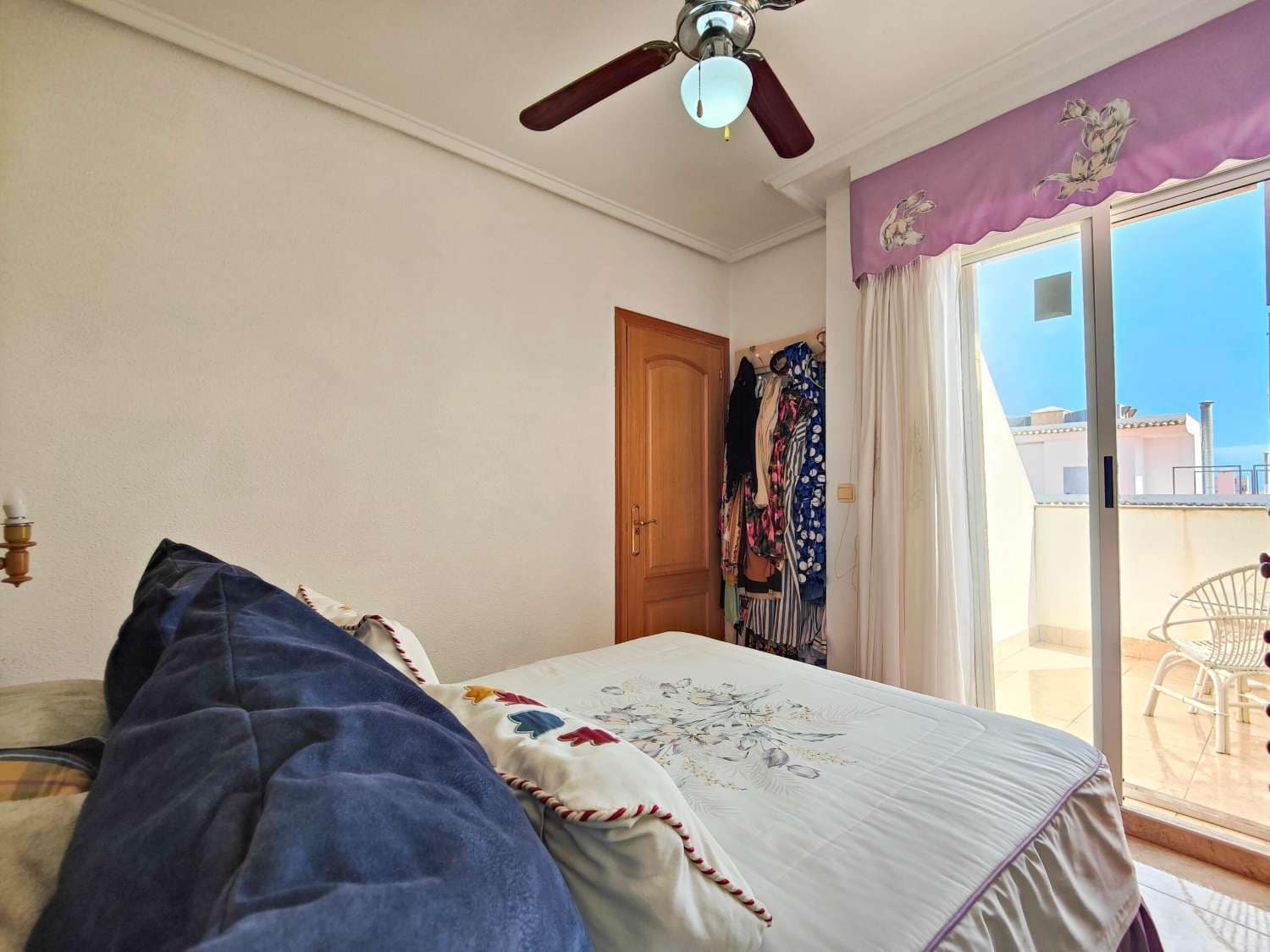 3 sypialnia Penthouse na sprzedaż w Torrevieja z garażem - 230 000 € (Ref: 9330273)