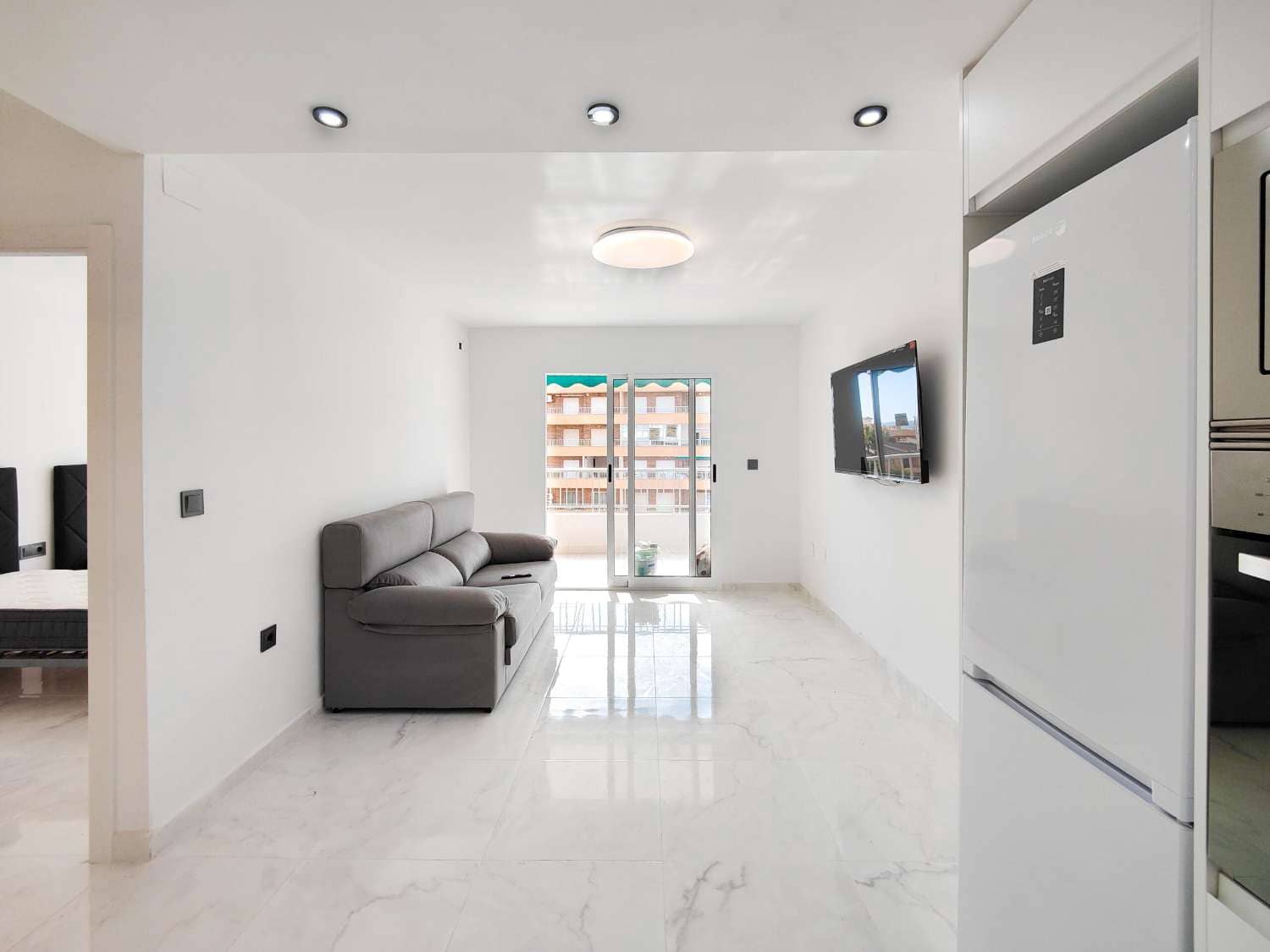 2 sypialnia Apartament na sprzedaż w Punta Prima z basenem - 179 500 € (Ref: 9330276)