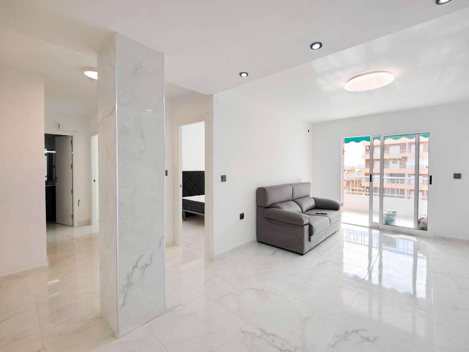 2 sypialnia Apartament na sprzedaż w Punta Prima z basenem - 179 500 € (Ref: 9330276)