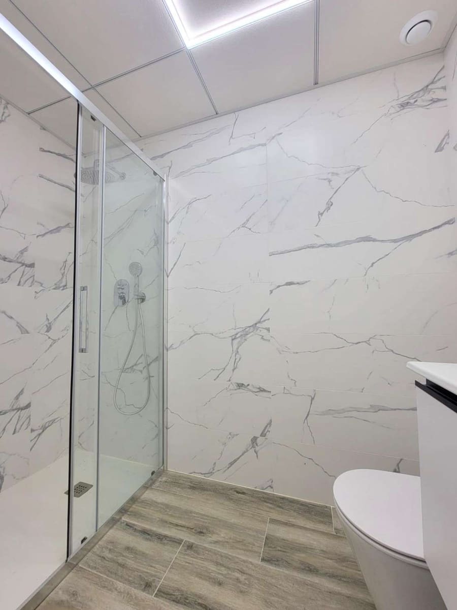 3 camera da letto Appartamento in vendita in Torrevieja con piscina garage - 375.000 € (Rif: 9344472)