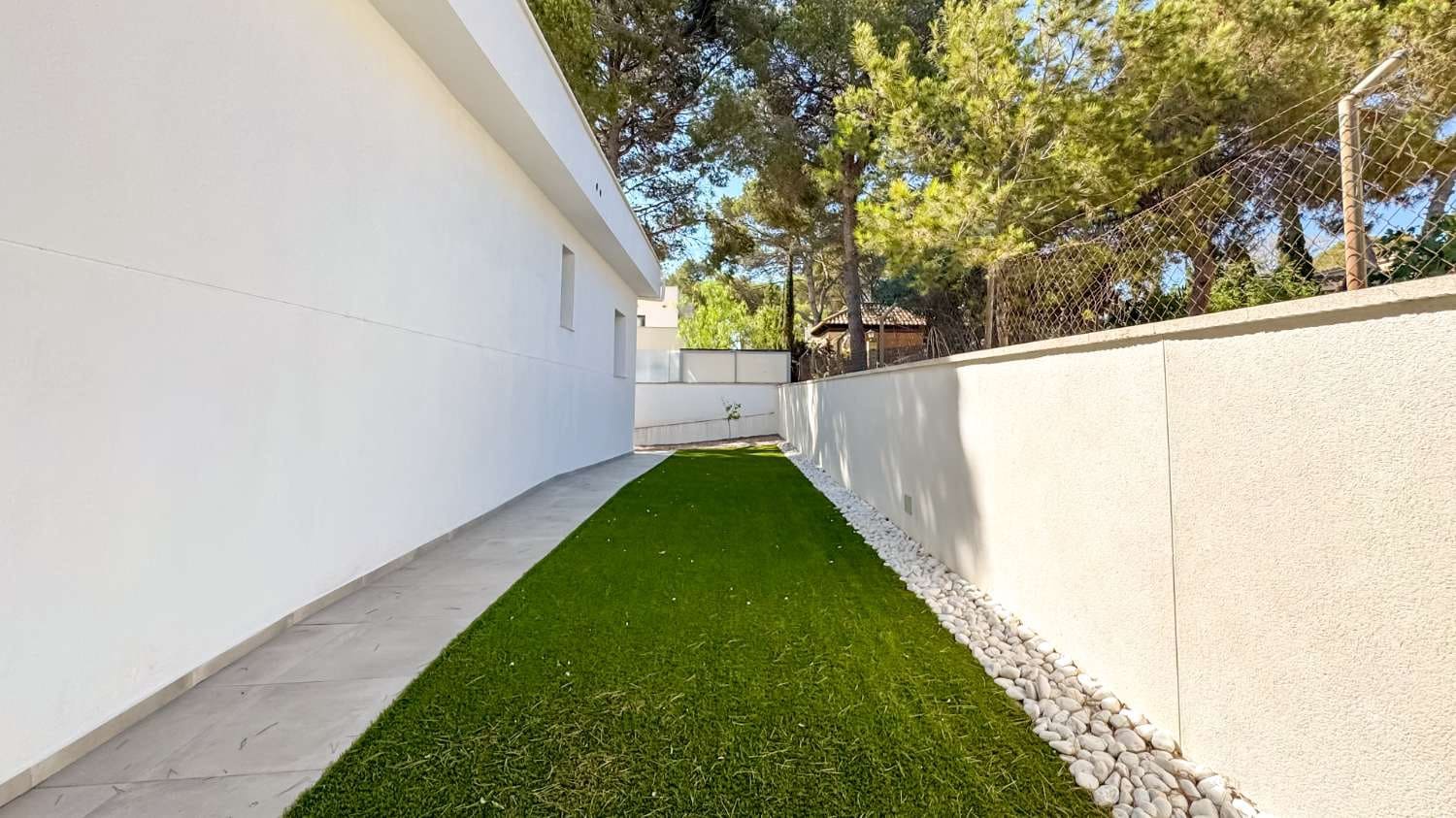 4 camera da letto Villa in vendita in Torrevieja con piscina - 990.000 € (Rif: 9349151)