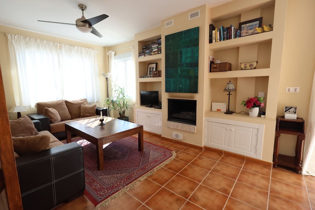 3 soverom Rekkehus til salgs i Campoamor med svømmebasseng garasje - € 330 000 (Ref: 9353254)