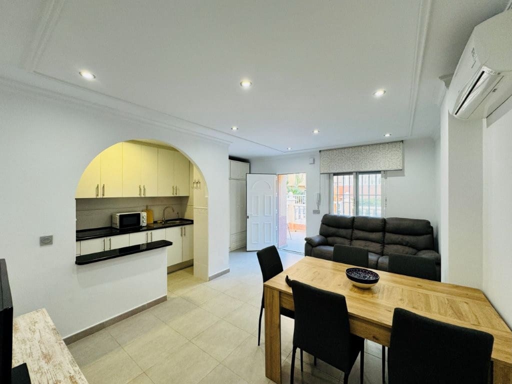 2 sovrum Lägenhet till salu i La Mata med pool garage - 195 000 € (Ref: 9355579)