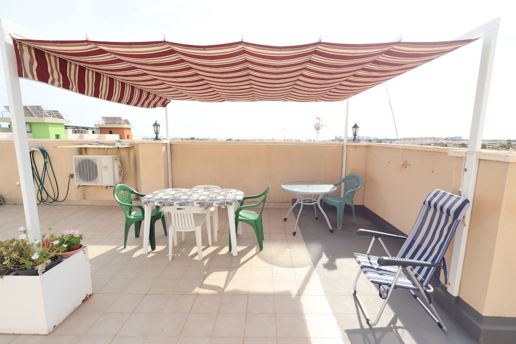 2 soverom Leilighet til salgs i Orihuela Costa med svømmebasseng garasje - € 185 000 (Ref: 9355581)
