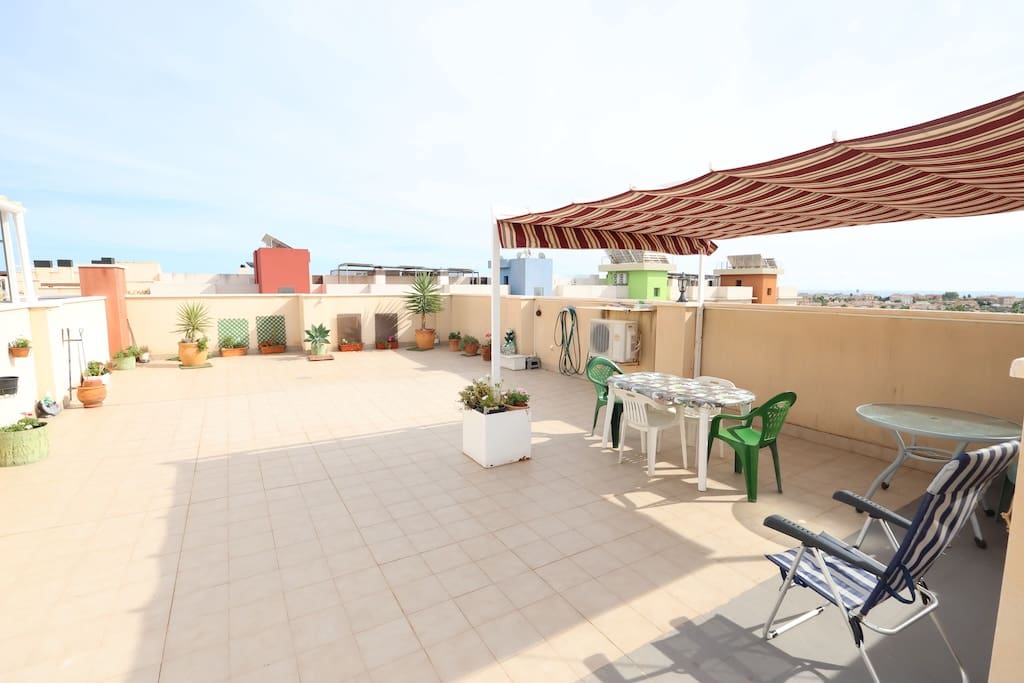 2 soverom Leilighet til salgs i Orihuela Costa med svømmebasseng garasje - € 185 000 (Ref: 9355581)