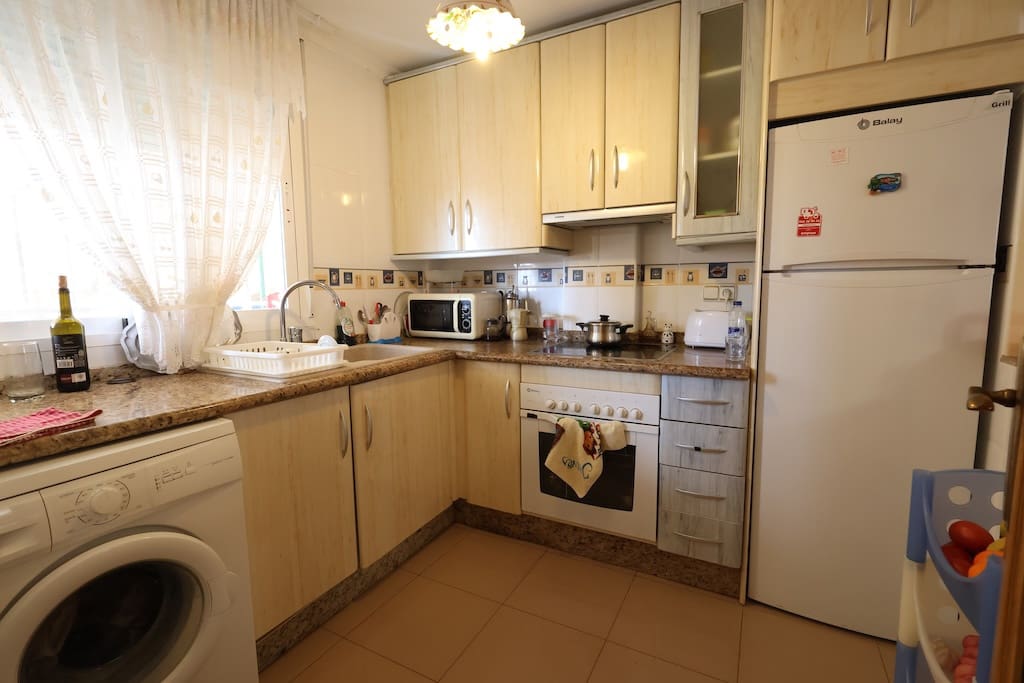 2 soverom Leilighet til salgs i Orihuela Costa med svømmebasseng garasje - € 185 000 (Ref: 9355581)