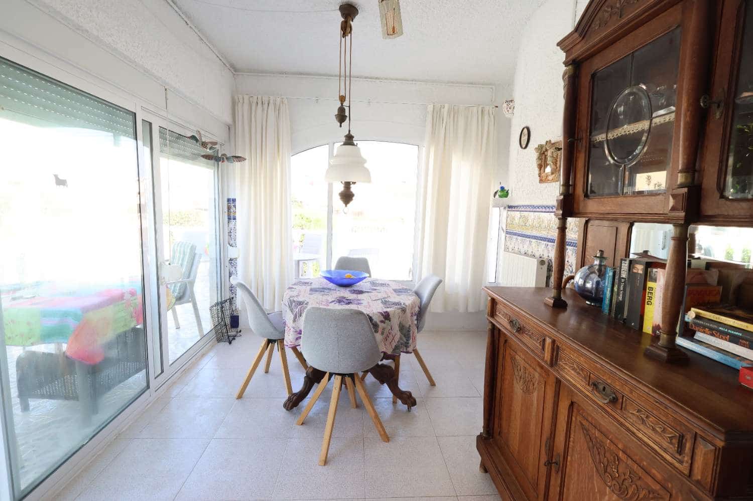 4 sypialnia Dom szeregowy na sprzedaż w Torrevieja z basenem garażem - 485 000 € (Ref: 9355582)