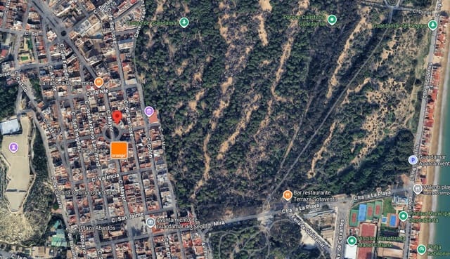 Commercial for sale in Zona Pueblo, Guardamar del Segura - € 99,900 (Ref: 9385242)