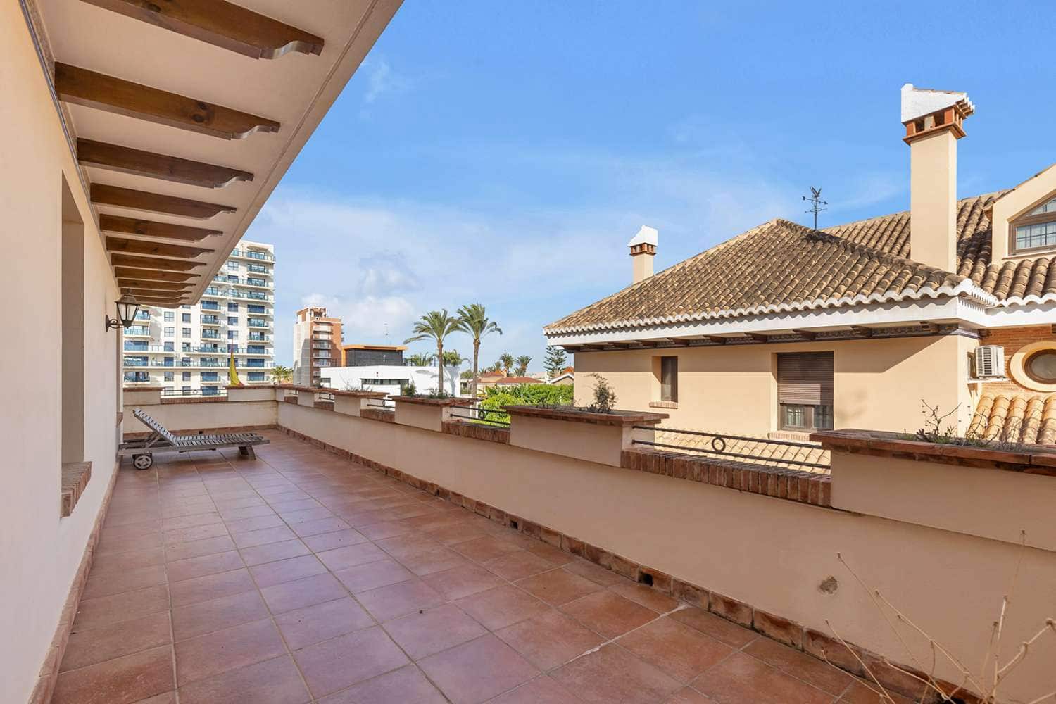 7 soveværelse Villa til salg i La Veleta med swimmingpool - € 2.490.000 (Ref: 9398257)