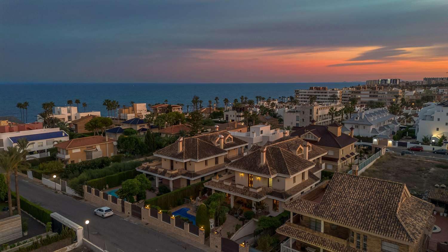 7 soveværelse Villa til salg i La Veleta med swimmingpool - € 2.490.000 (Ref: 9398257)