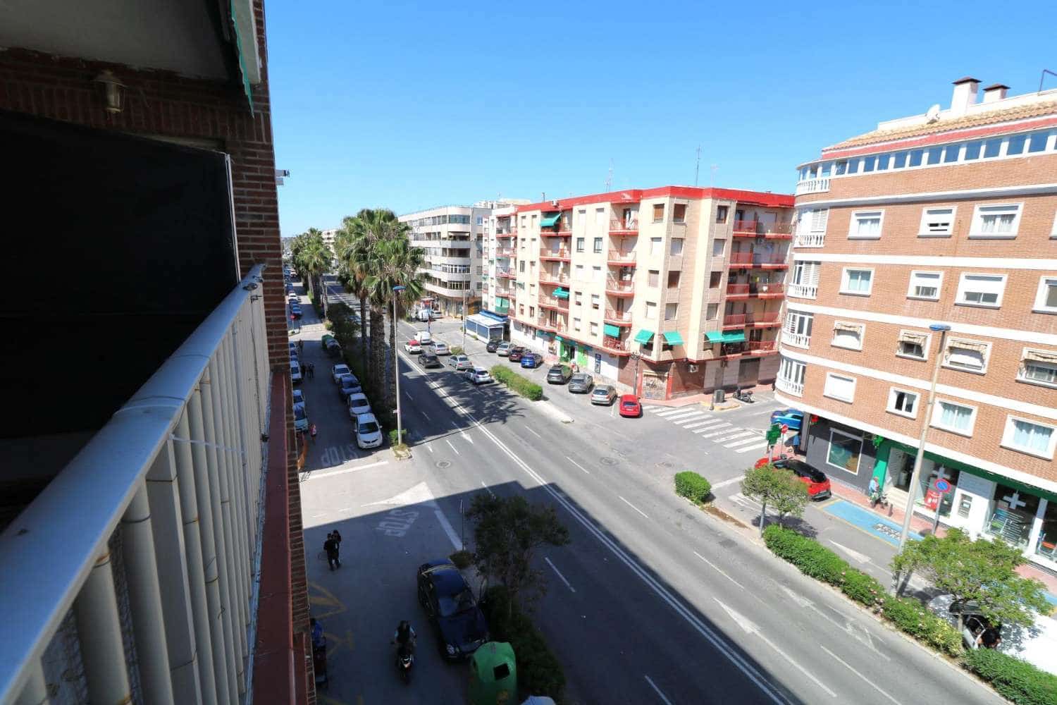 2 soverom Leilighet til salgs i Torrevieja med garasje - € 149 000 (Ref: 9398260)