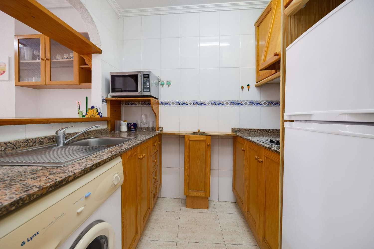 2 makuuhuone Huoneisto myytävänä paikassa Torrevieja - 135 000 € (Ref: 9426959)