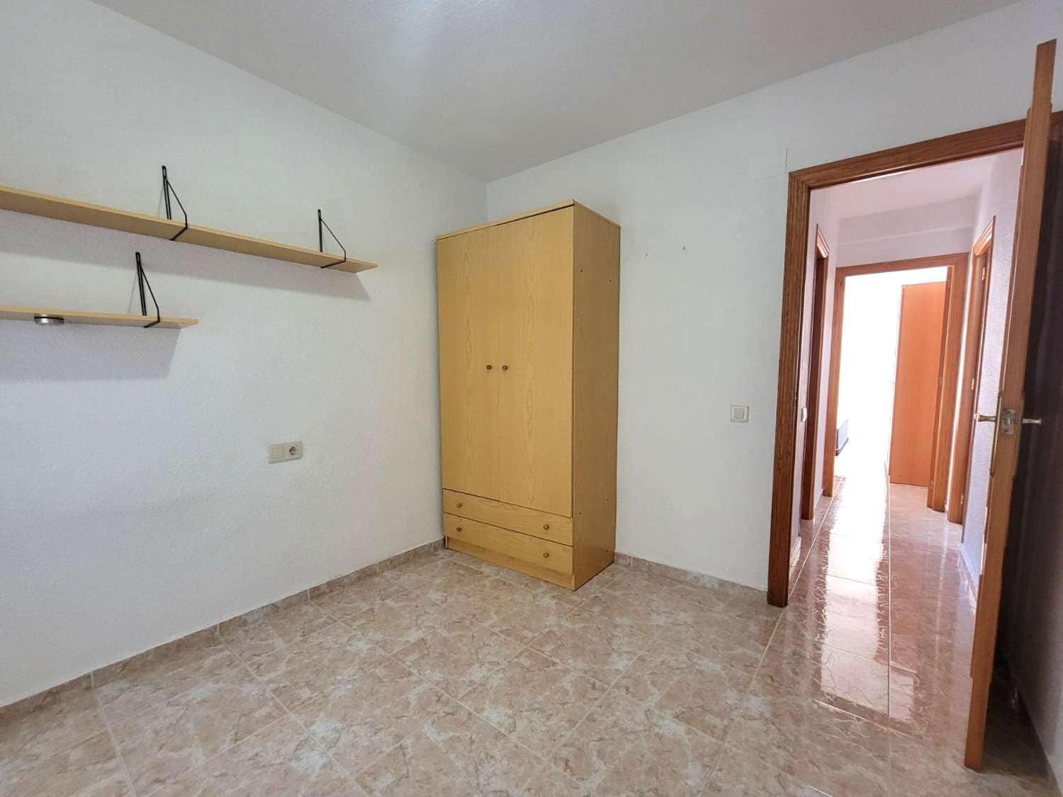 3 slaapkamer Appartement te koop in Torrevieja met garage - € 189.000 (Ref: 9433080)