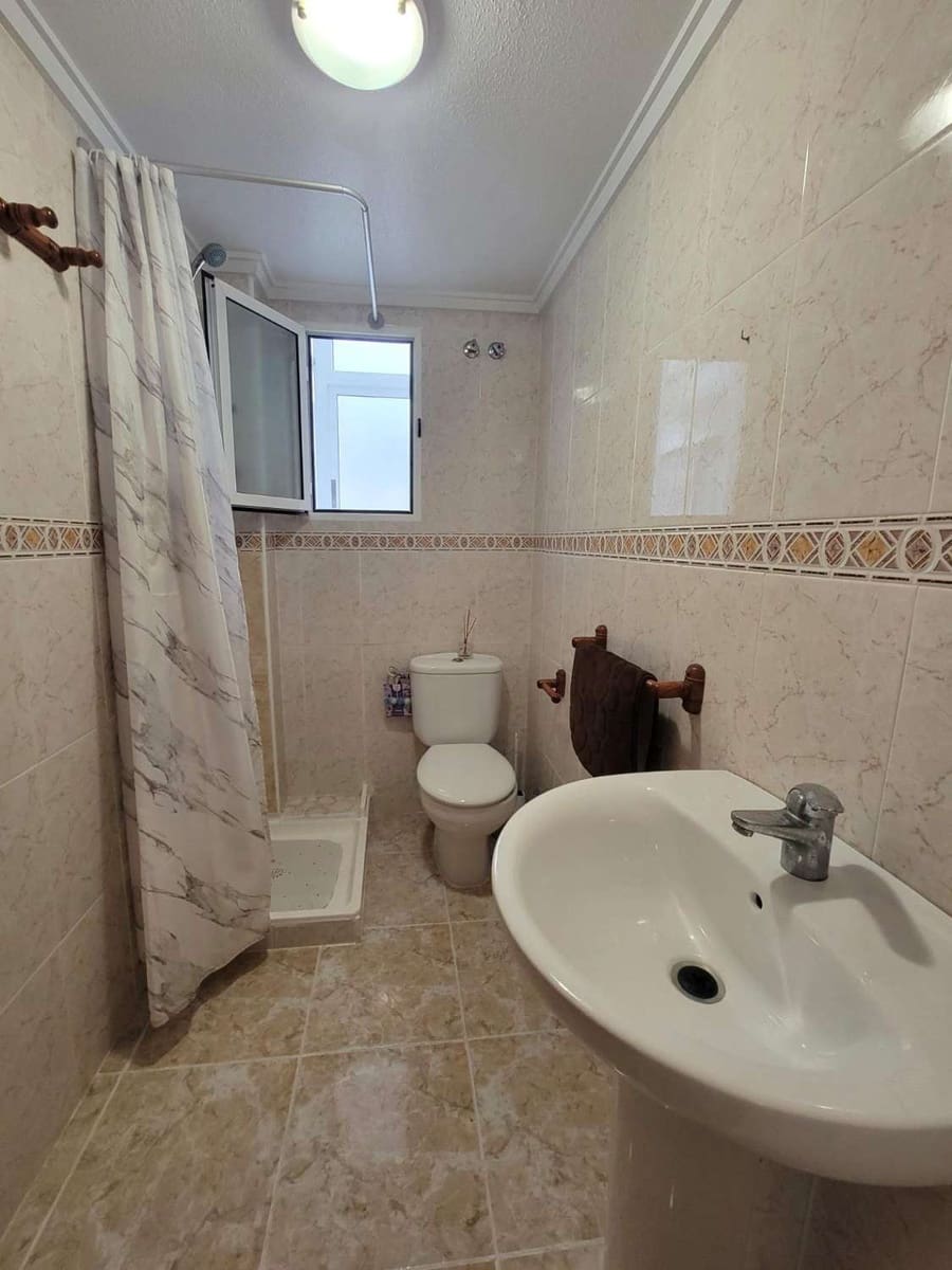 3 slaapkamer Appartement te koop in Torrevieja met garage - € 189.000 (Ref: 9433080)