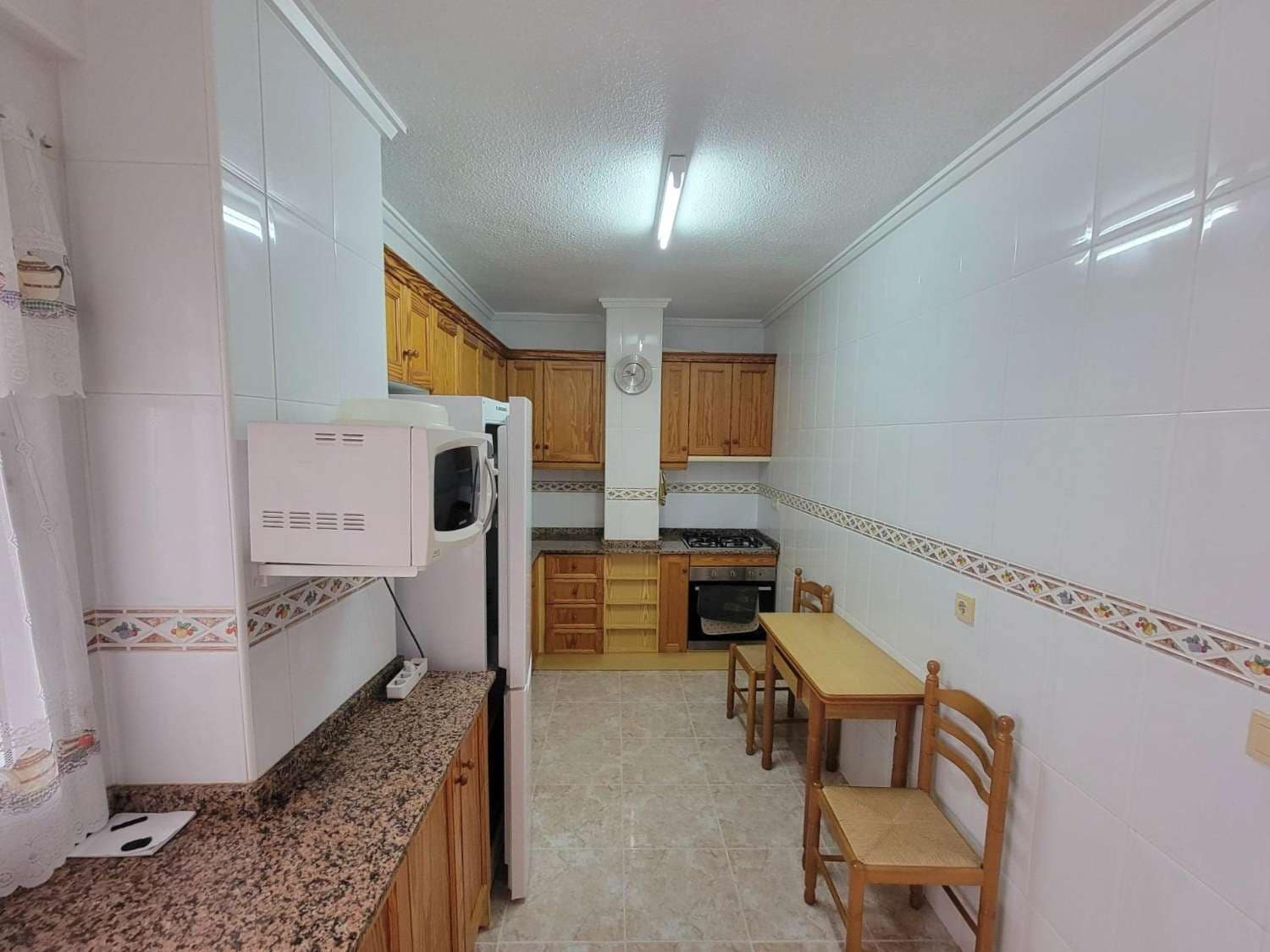 3 slaapkamer Appartement te koop in Torrevieja met garage - € 189.000 (Ref: 9433080)