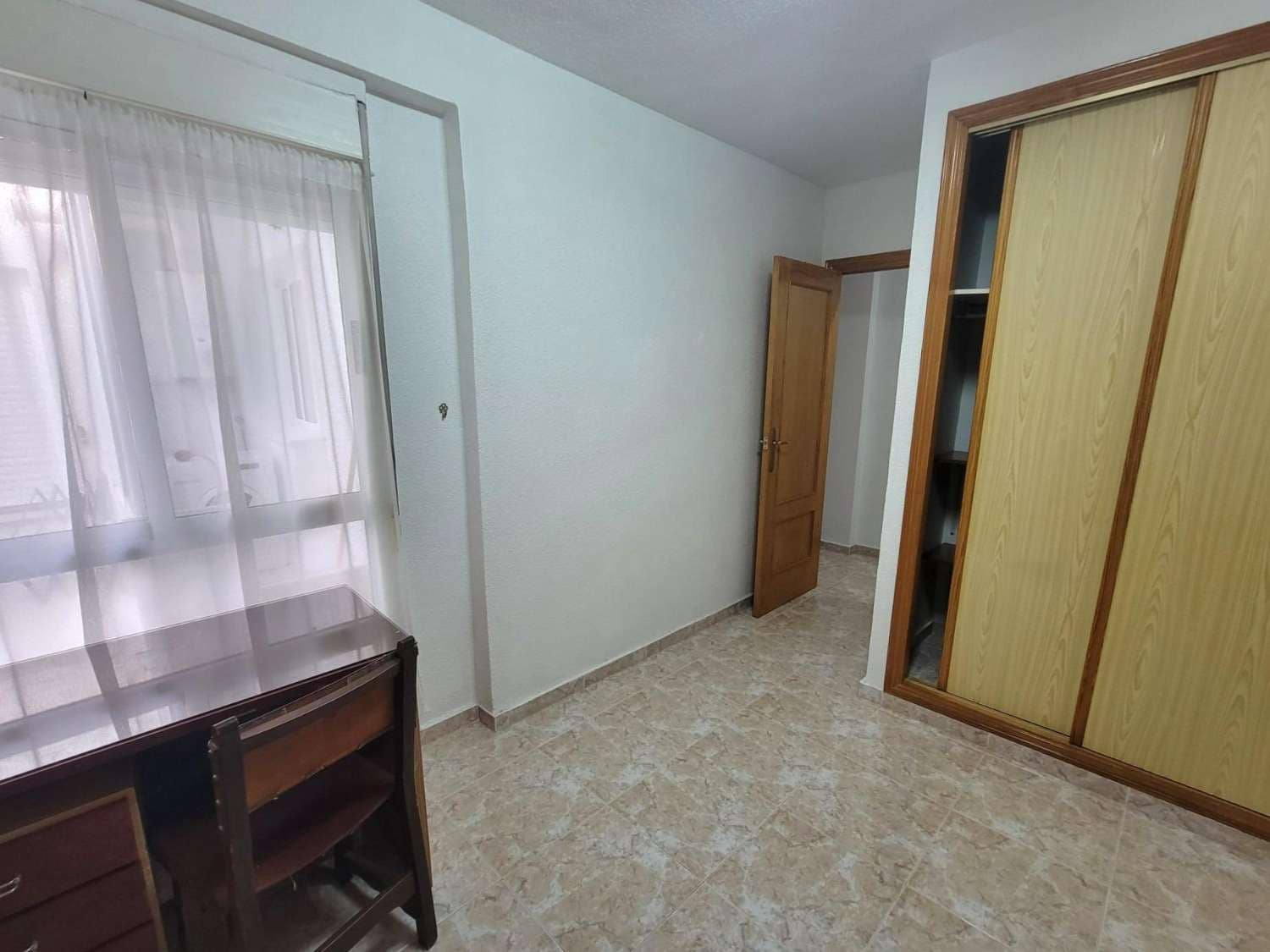 3 slaapkamer Appartement te koop in Torrevieja met garage - € 189.000 (Ref: 9433080)