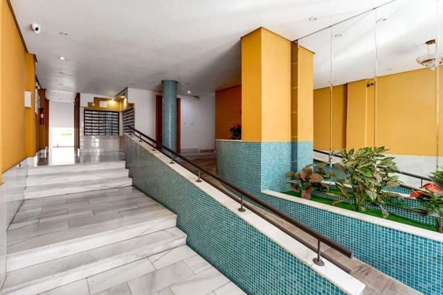 3 sypialnia Apartament na sprzedaż w Antonio Machado, Torrevieja z basenem garażem - 159 969 € (Ref: 9470448)