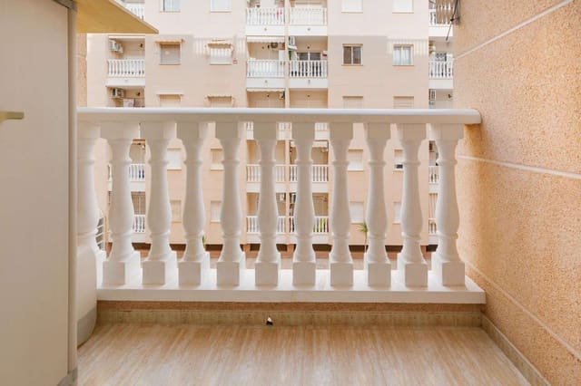 3 sypialnia Apartament na sprzedaż w Antonio Machado, Torrevieja z basenem garażem - 159 969 € (Ref: 9470448)