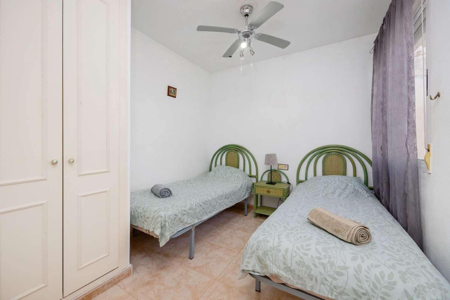 3 bedroom Apartment for sale in Torrevieja with pool - € 144,969 (Ref: 9470450)