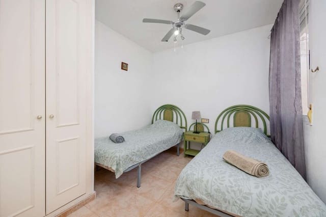 3 bedroom Apartment for sale in El Chaparral - La Siesta - La Torreta, Torrevieja with pool - € 144,969 (Ref: 9470450)