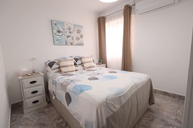 3 quarto Apartamento para venda em El Chaparral, Torrevieja com piscina - 139 000 € (Ref: 9508537)