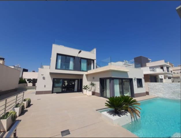 5 soverom Villa til salgs i San Miguel de Salinas med svømmebasseng - € 849 000 (Ref: 9508541)