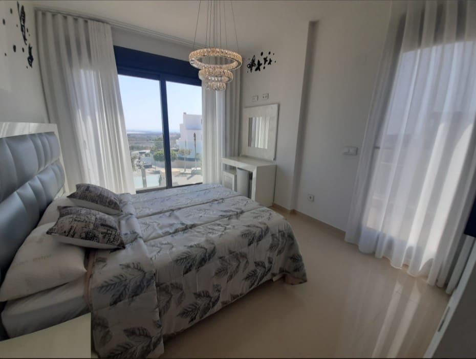 5 soverom Villa til salgs i San Miguel de Salinas med svømmebasseng - € 849 000 (Ref: 9508541)