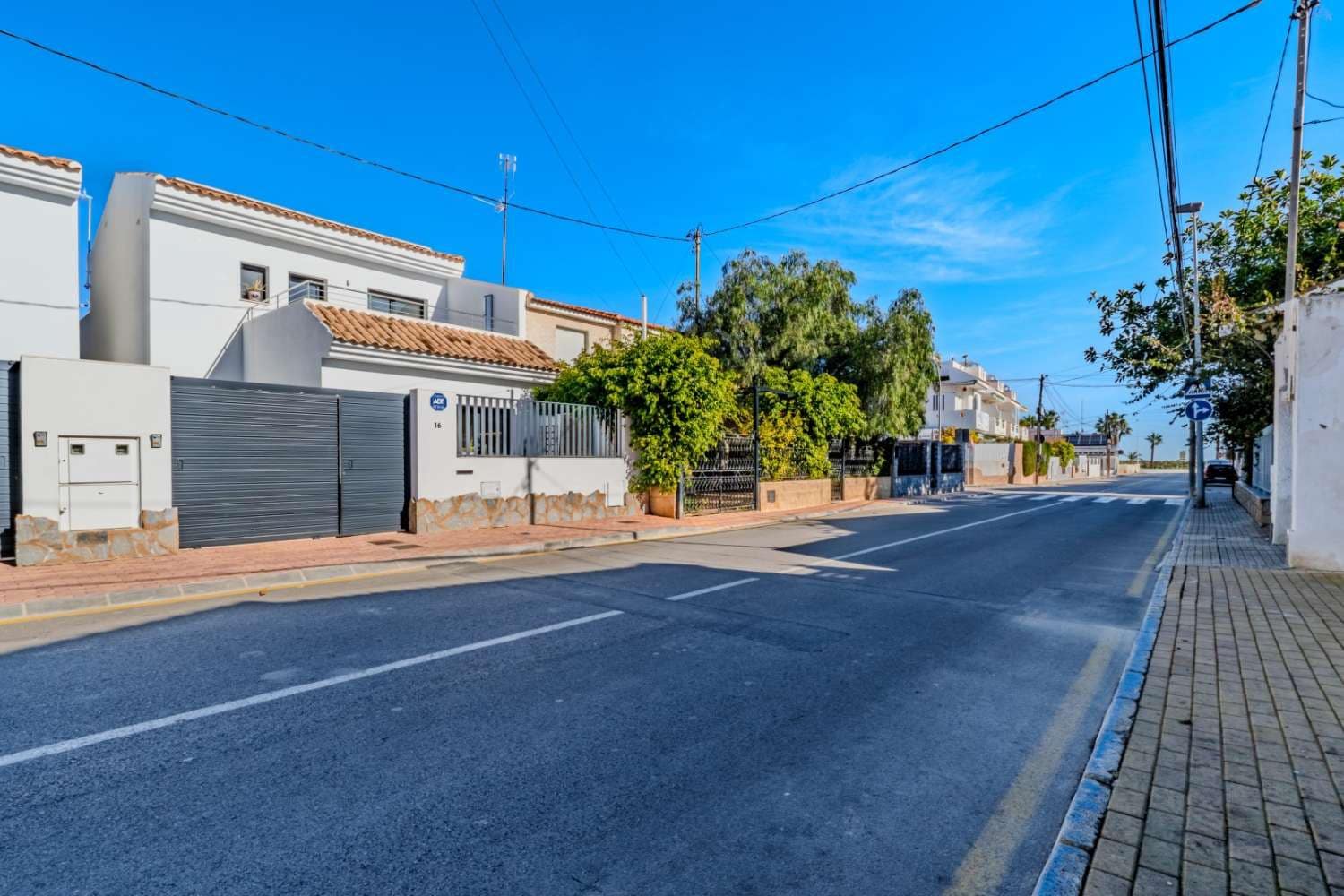 3 bedroom Villa for sale in Lo Pagan with pool garage - € 425,000 (Ref: 9512105)