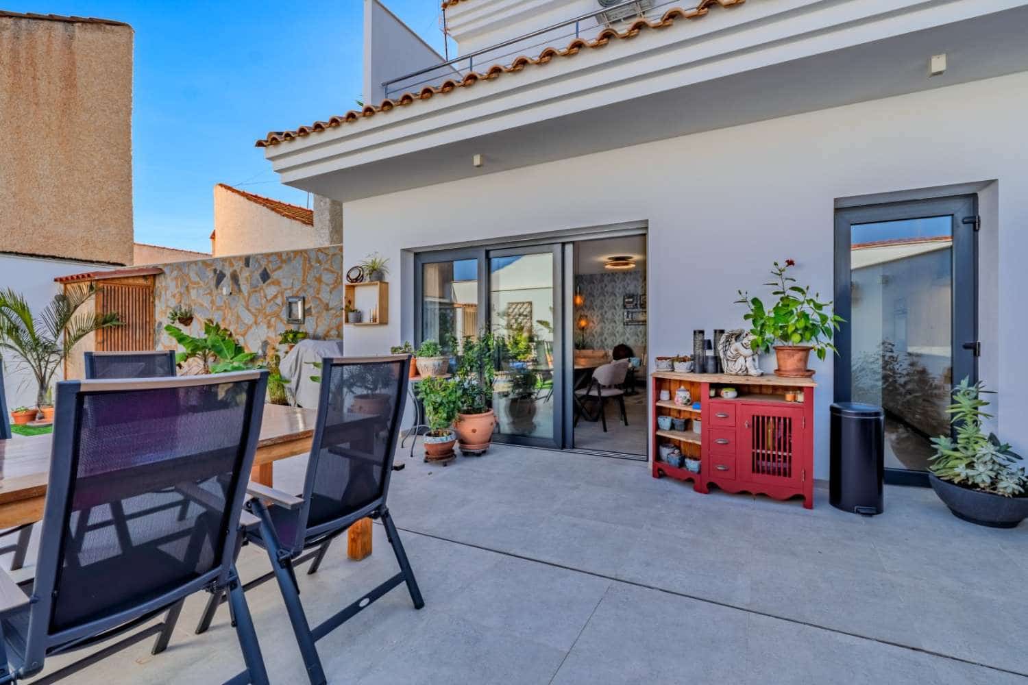 3 bedroom Villa for sale in Lo Pagan with pool garage - € 425,000 (Ref: 9512105)