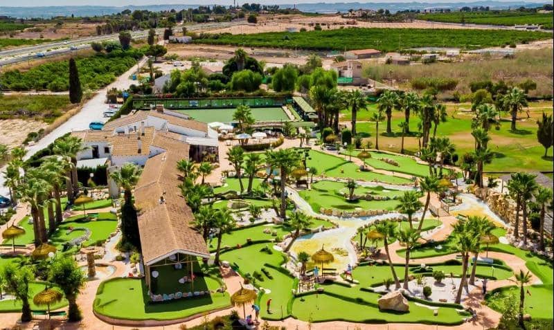 3 Zimmer Reihenhaus zu verkaufen in Los Montesinos mit Pool Garage - 215.000 € (Ref: 9512107)