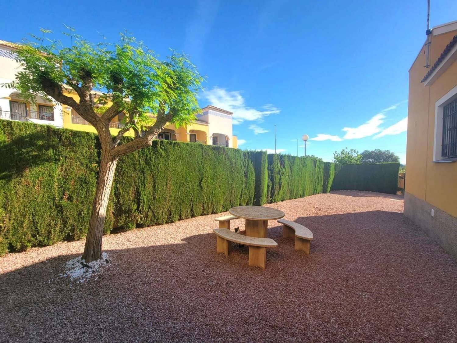 3 Zimmer Reihenhaus zu verkaufen in Los Montesinos mit Pool Garage - 215.000 € (Ref: 9512107)