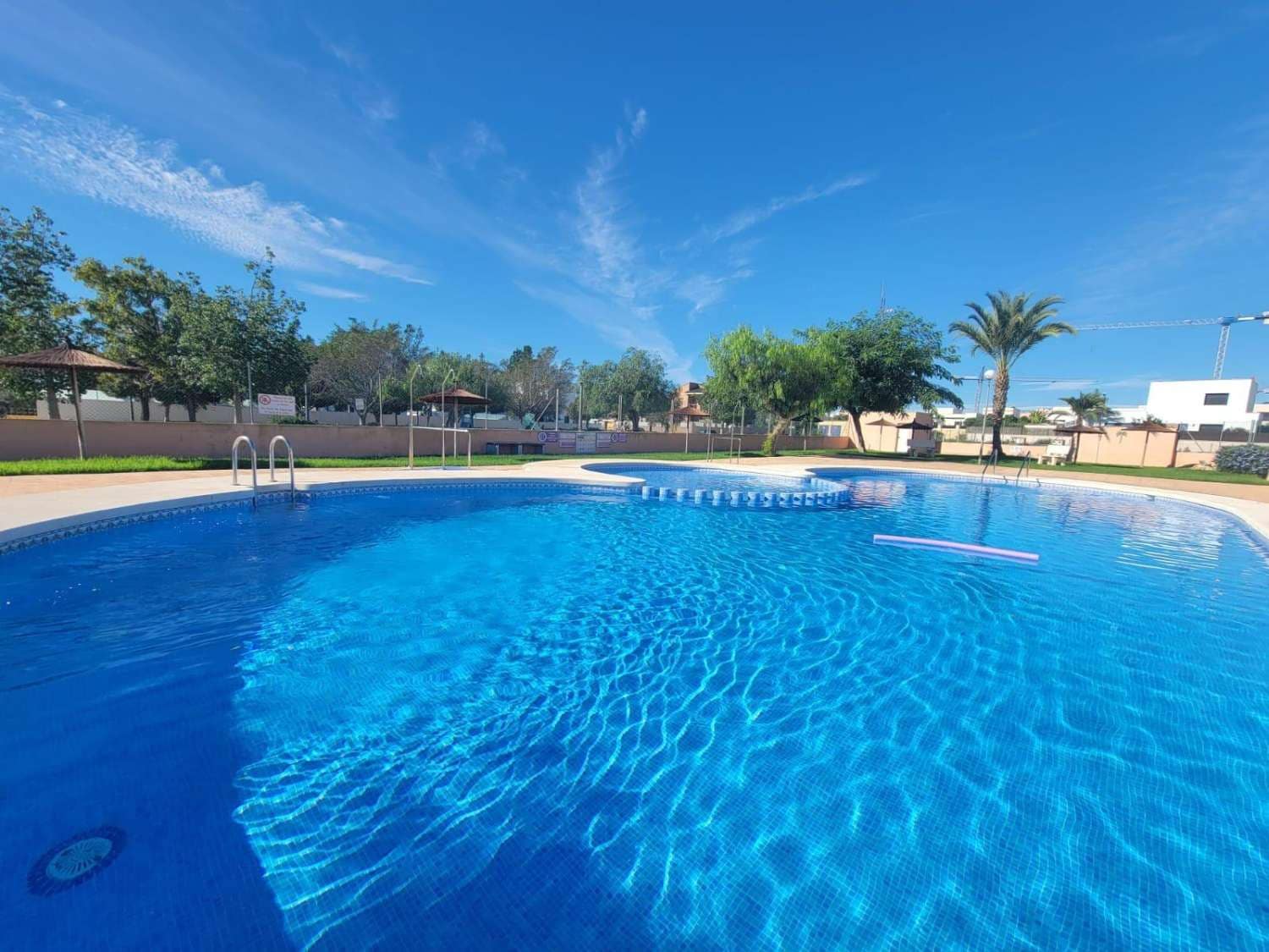 3 Zimmer Reihenhaus zu verkaufen in Los Montesinos mit Pool Garage - 215.000 € (Ref: 9512107)