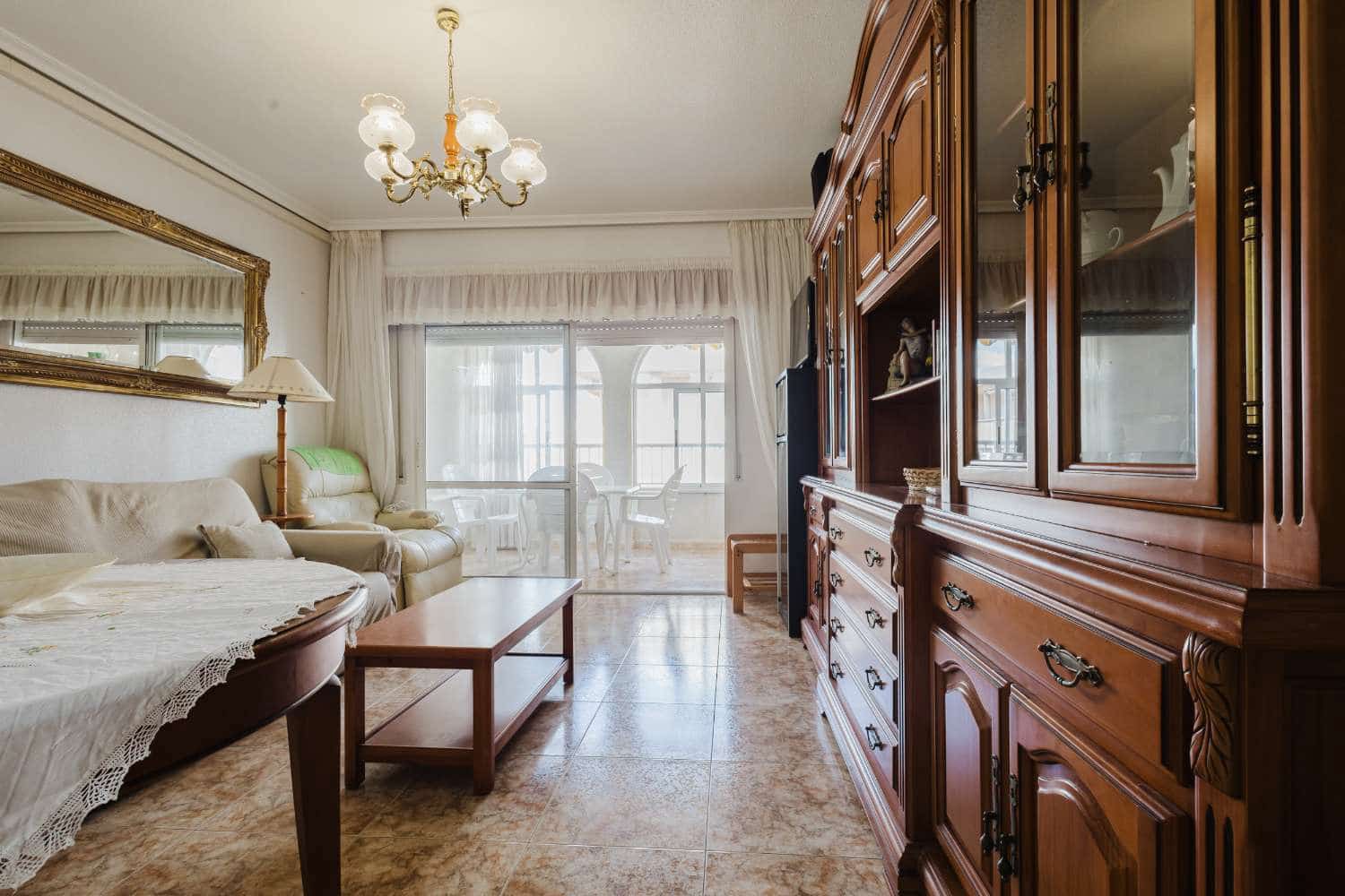 2 quarto Apartamento para venda em Torrevieja com garagem - 149 500 € (Ref: 9530132)