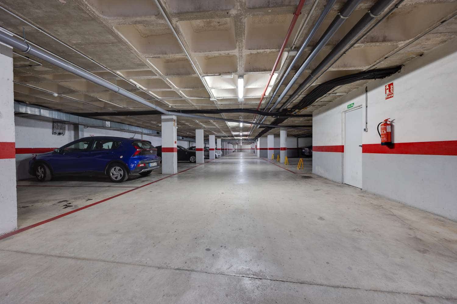 2 makuuhuone Huoneisto myytävänä paikassa Torrevieja mukana uima-altaan 
autotalli - 134 990 € (Ref: 9530135)