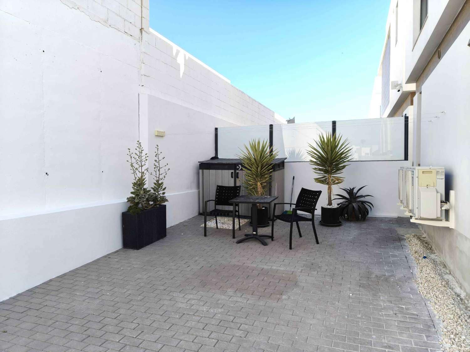 4 soveværelse Villa til salg i Orihuela Costa med swimmingpool garage - € 399.000 (Ref: 9535788)
