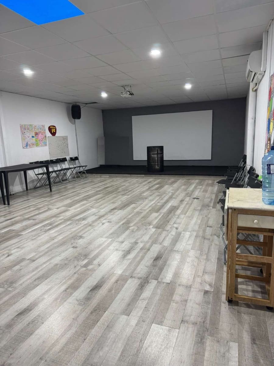 Azienda in vendita in Torrevieja - 550.000 € (Rif: 9540911)