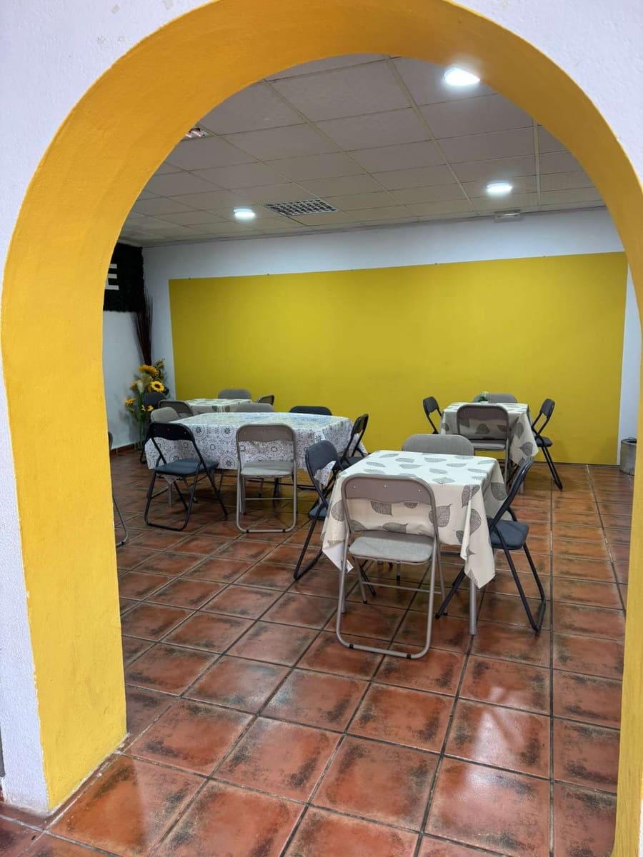 Azienda in vendita in Torrevieja - 550.000 € (Rif: 9540911)