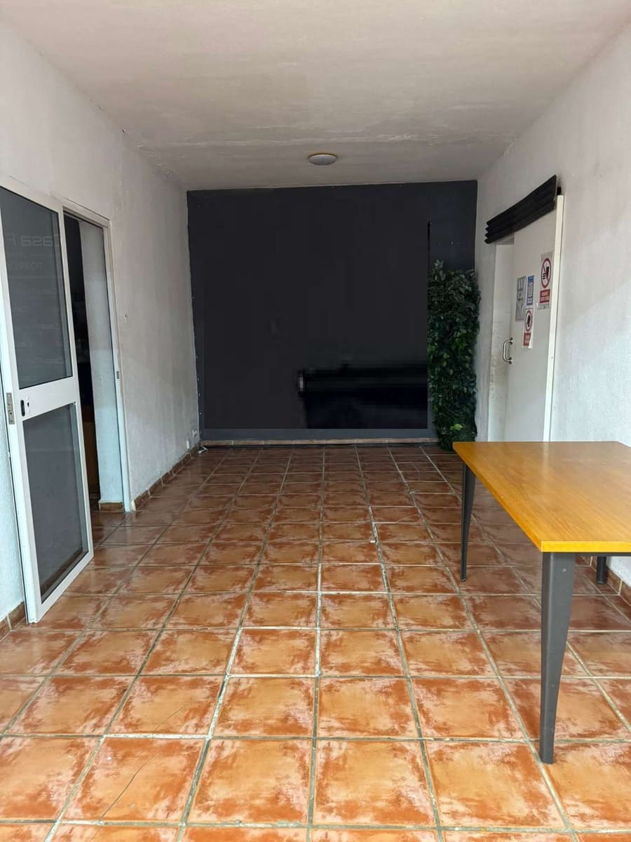 Azienda in vendita in Torrevieja - 550.000 € (Rif: 9540911)