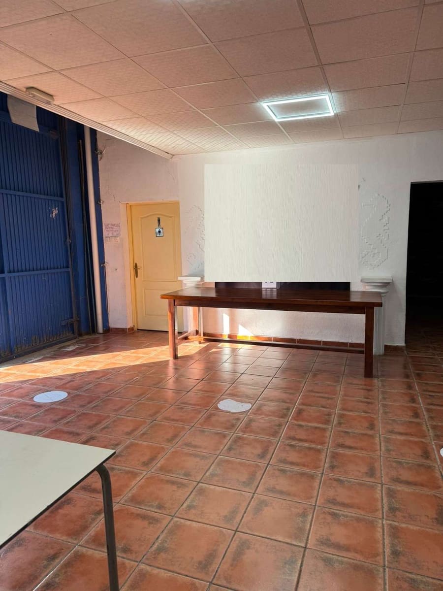 Azienda in vendita in Torrevieja - 550.000 € (Rif: 9540911)