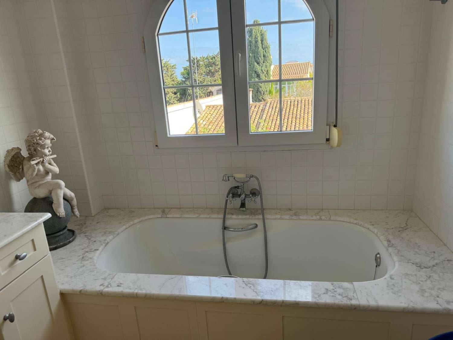 4 sovrum Villa till salu i Playa Flamenca med pool - 870 000 € (Ref: 9540912)