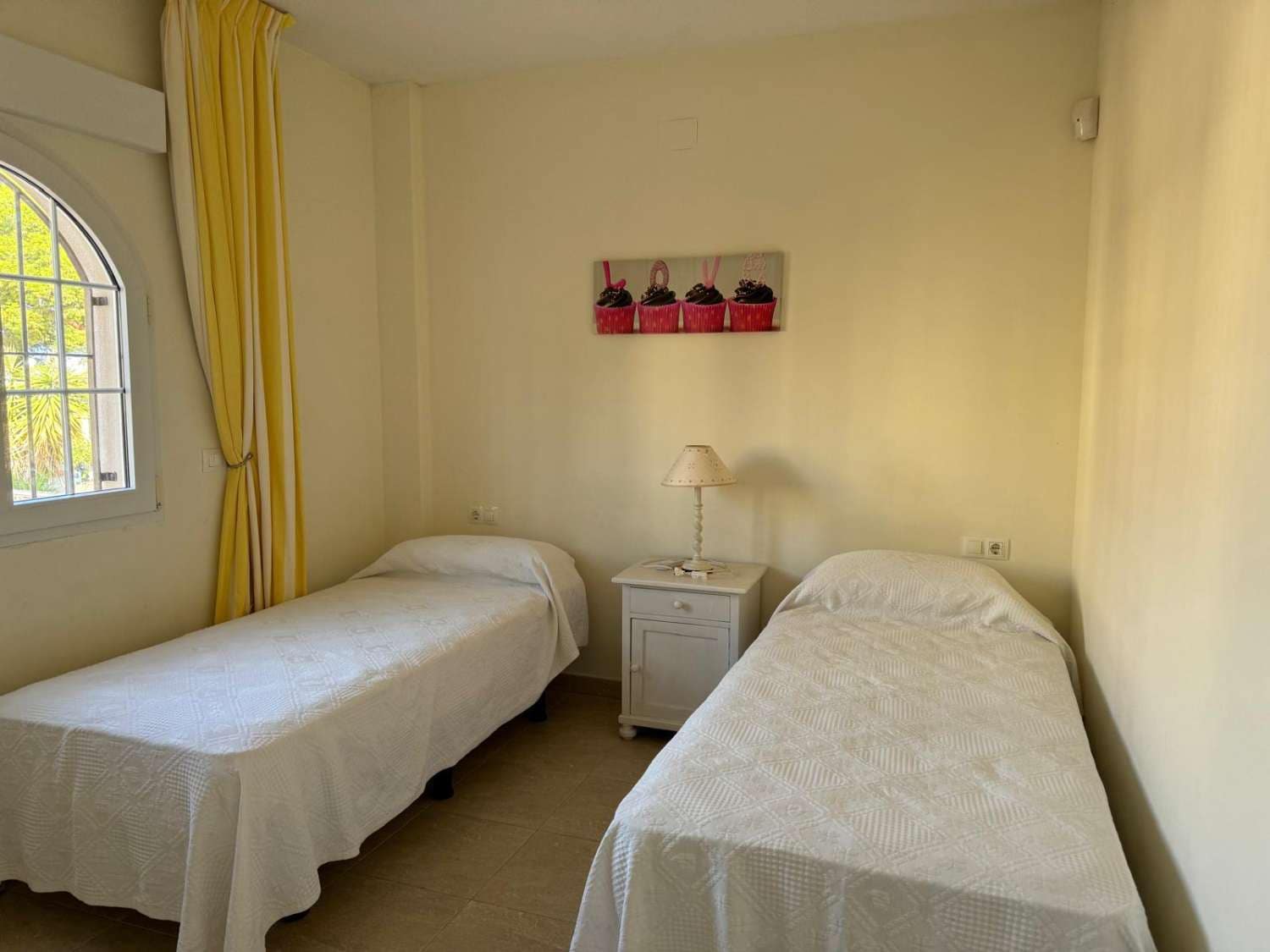 4 sovrum Villa till salu i Playa Flamenca med pool - 870 000 € (Ref: 9540912)