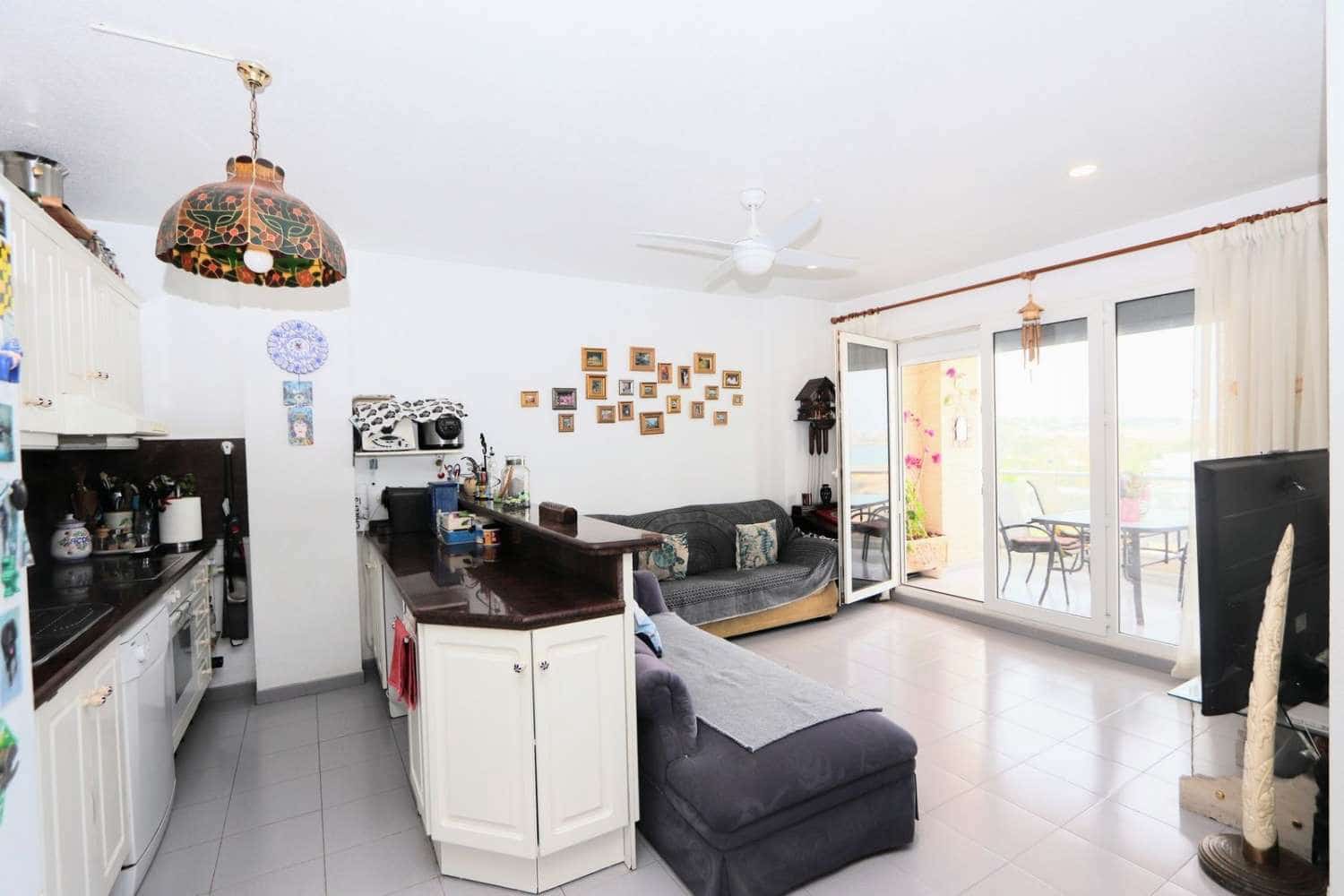 3 soveværelse Lejlighed til salg i Playa Flamenca med swimmingpool - € 340.000 (Ref: 9543158)